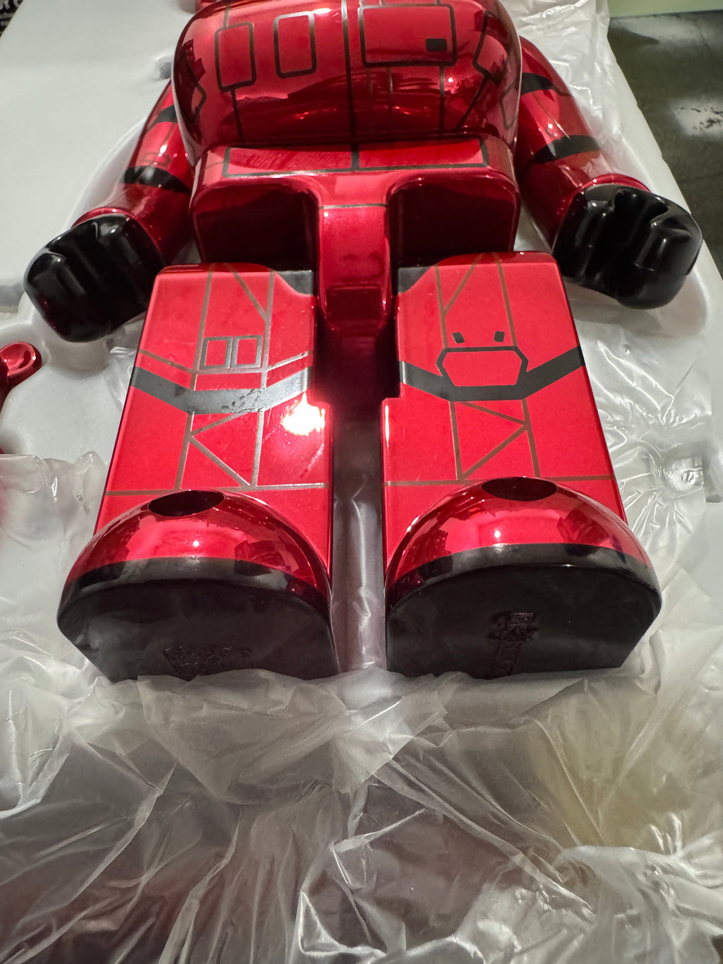 Medicom Bearbrick Star Wars Sith Trooper Chrome Version 400% and 100% Grail