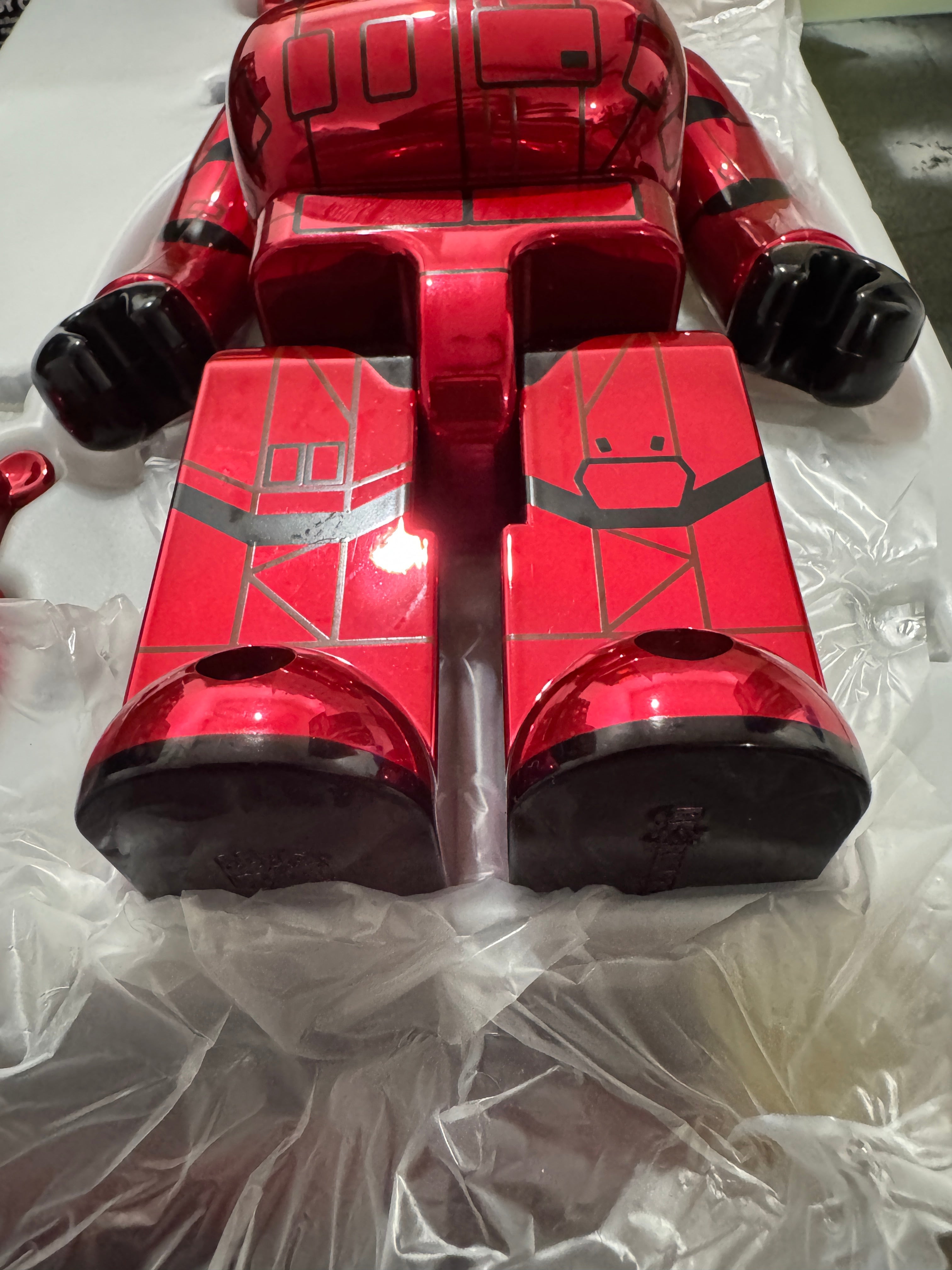 Medicom Bearbrick Star Wars Sith Trooper Chrome Version 400% and 100% Grail