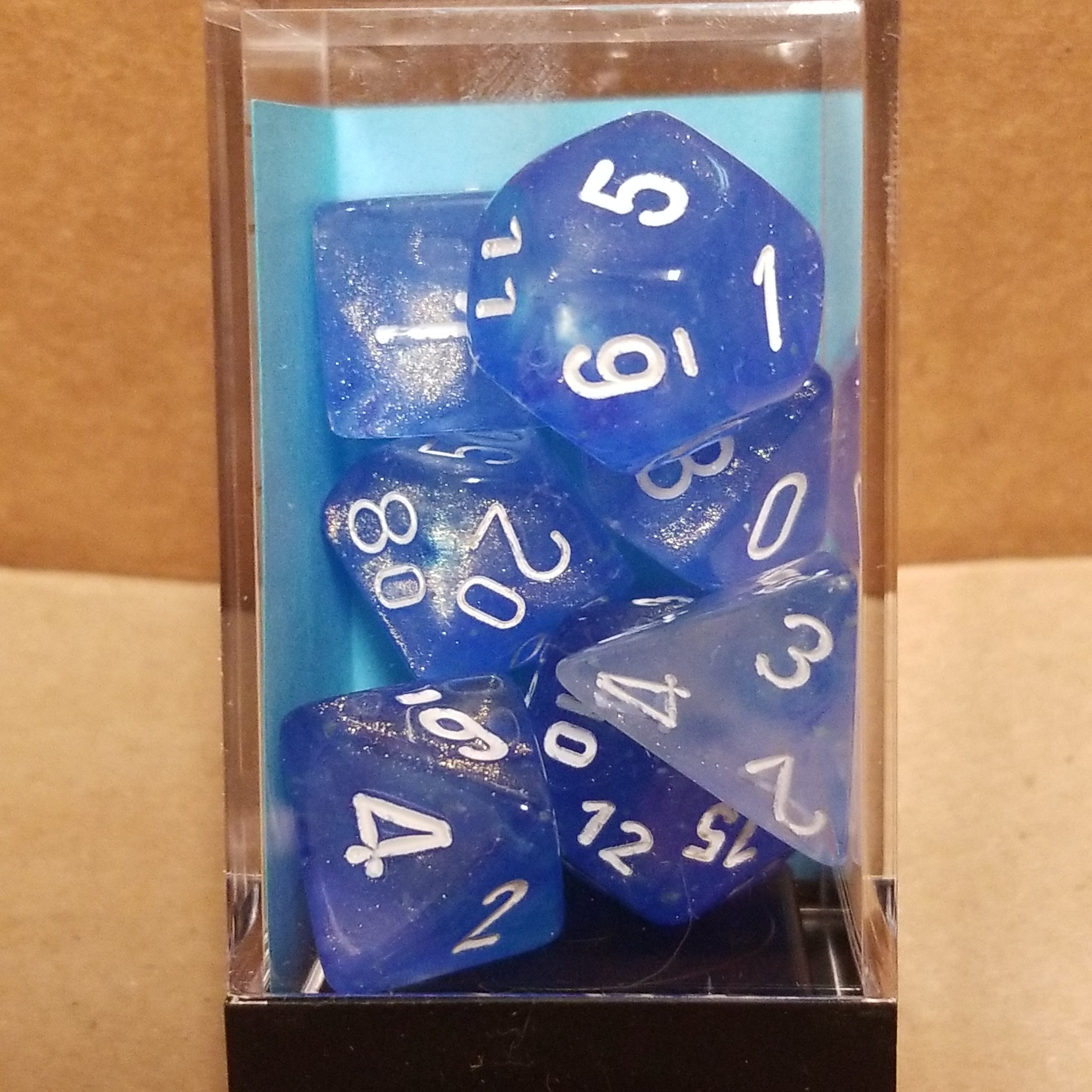 Borealis Sky Blue/white 7-Dice / 16mm / 12mm / 30mm Luminary