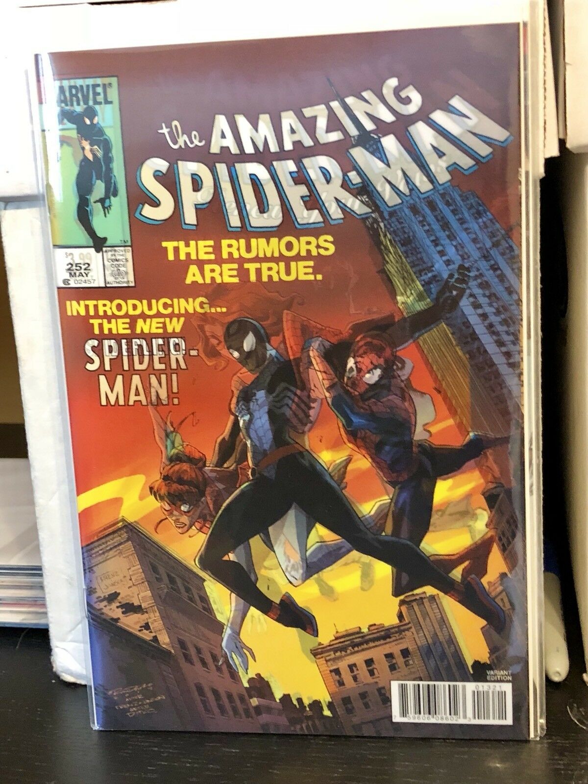 Amazing Spider-Man Renew Your Vows #13 Cover A & Lenticular Swipe #252