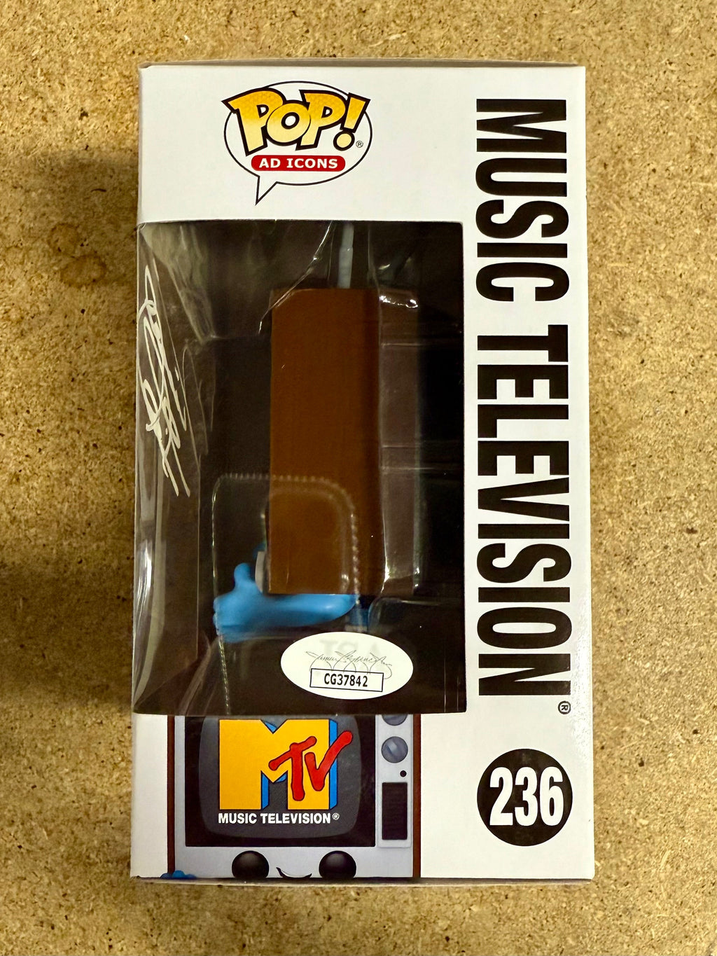 Country Rock Musician Vince Gill Signed 2024 MTV Funko Pop #236 With JSA COA