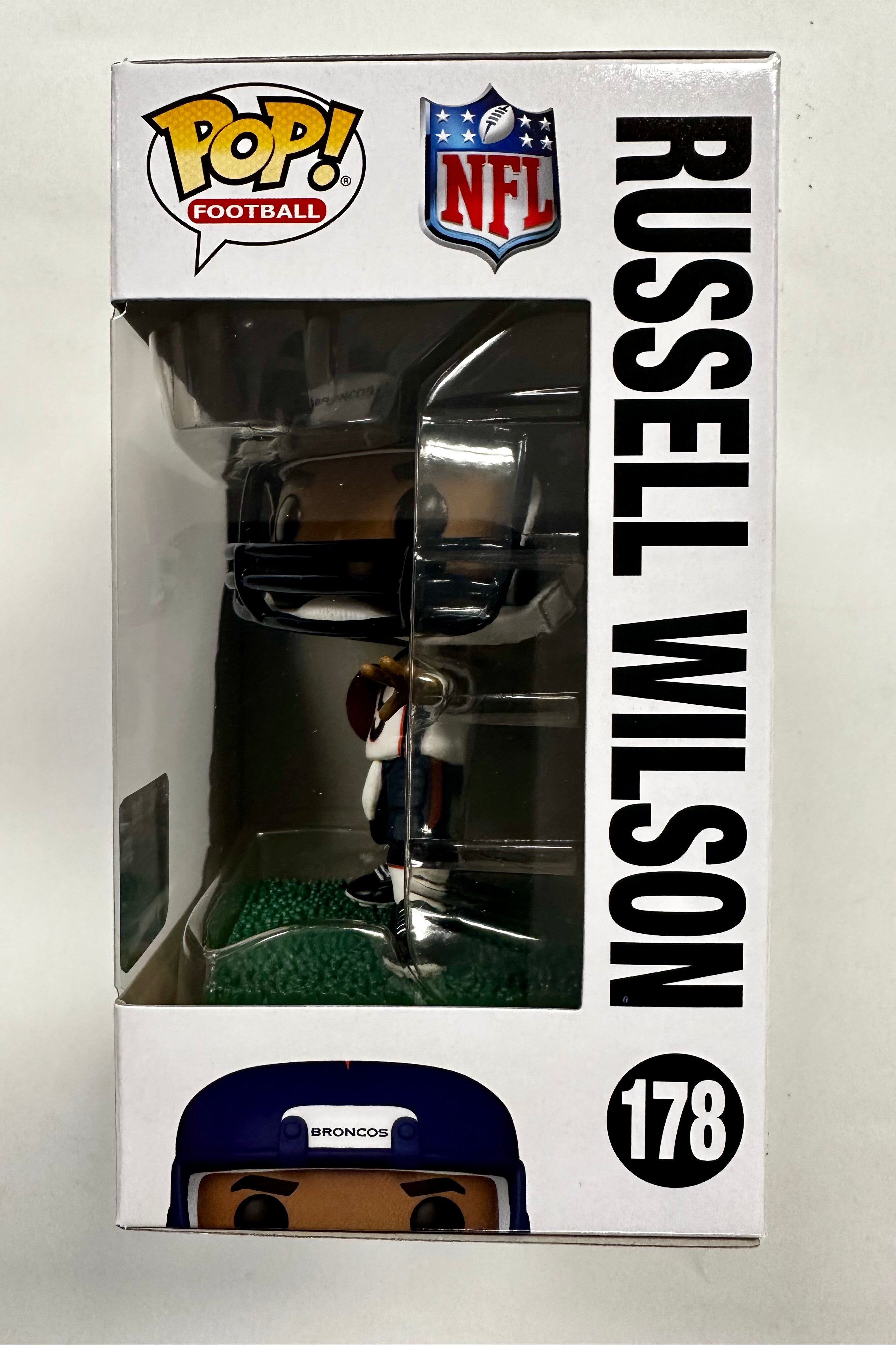 Funko Pop! Football Russell Wilson Throwing #178 NFL Denver Broncos QB 2023
