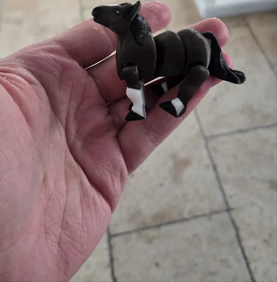 Articulated Horse Keychain V1 (KEC3D)