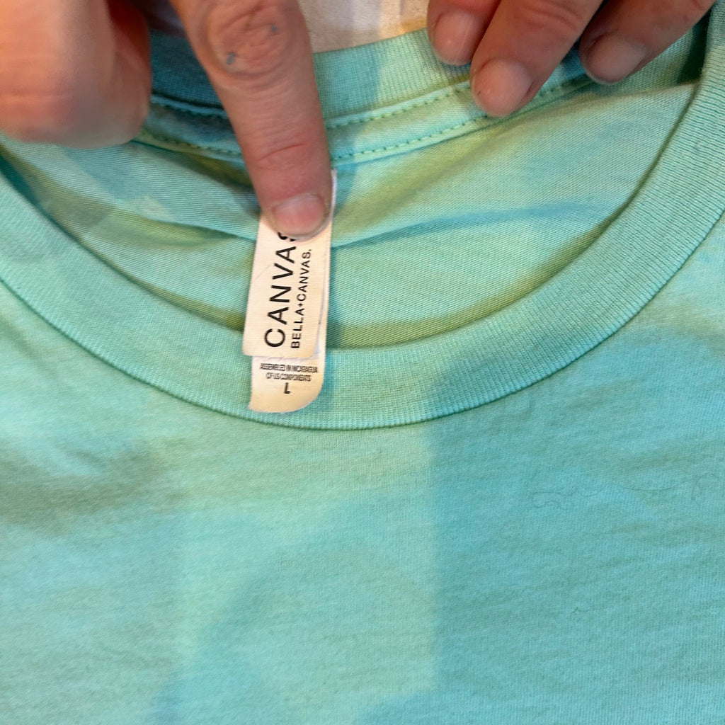 Here Chickie Chickie Tee Shirt