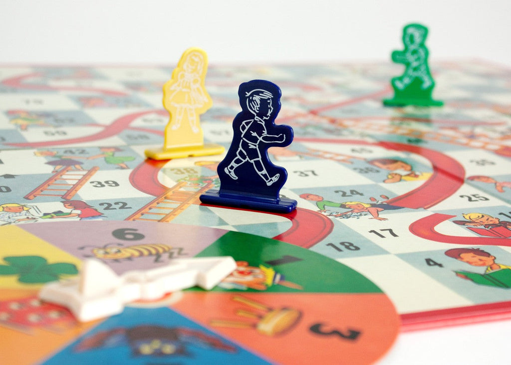 Chutes and Ladders - Nostalgia Tin