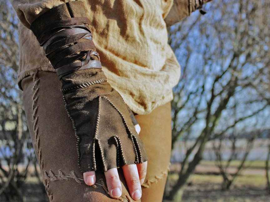 Battler leather gloves for LARP
