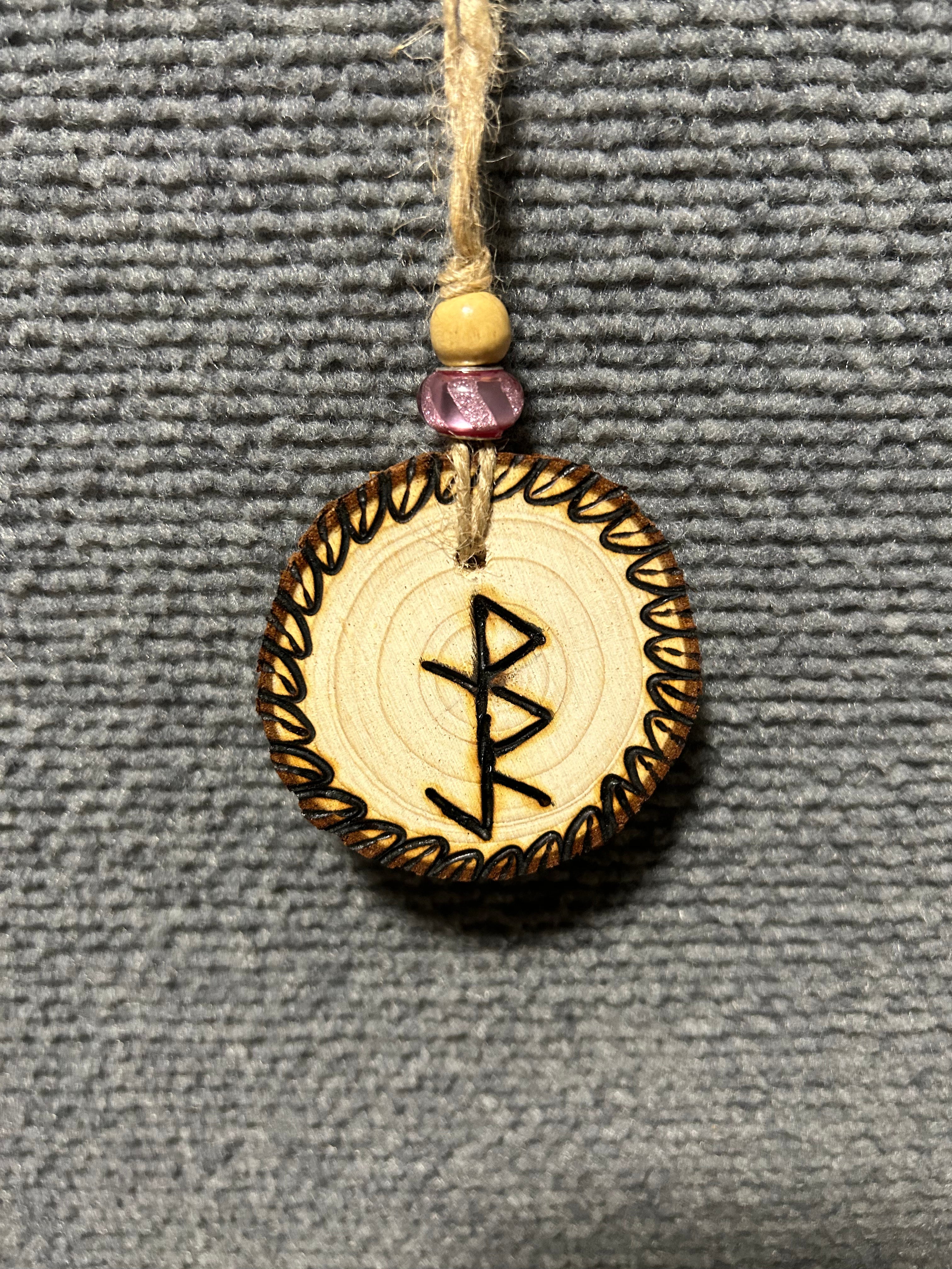 Bindrune Talisman Bauble