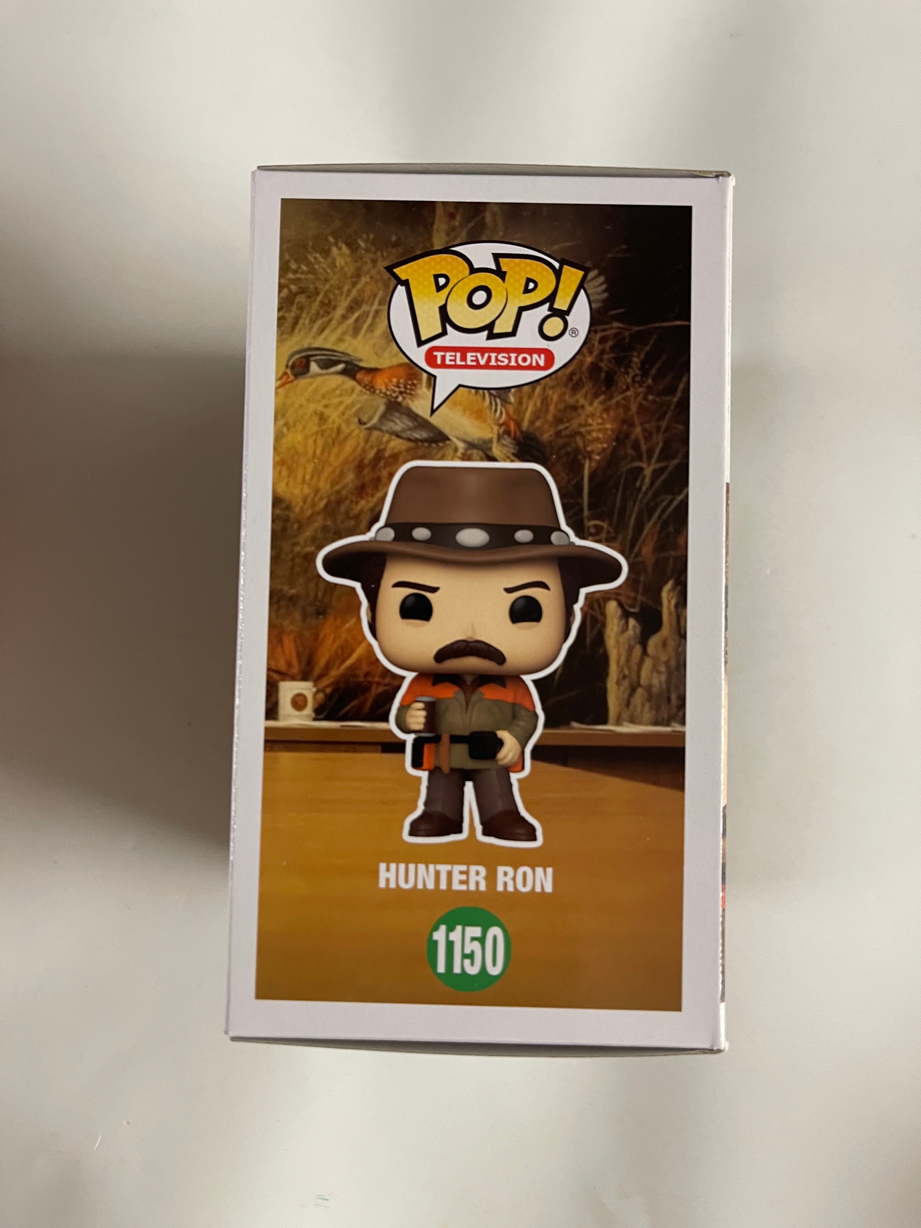 Funko Pop! Television Hunter Ron Swanson W/ Hat #1150 Parks And Recreation 2021