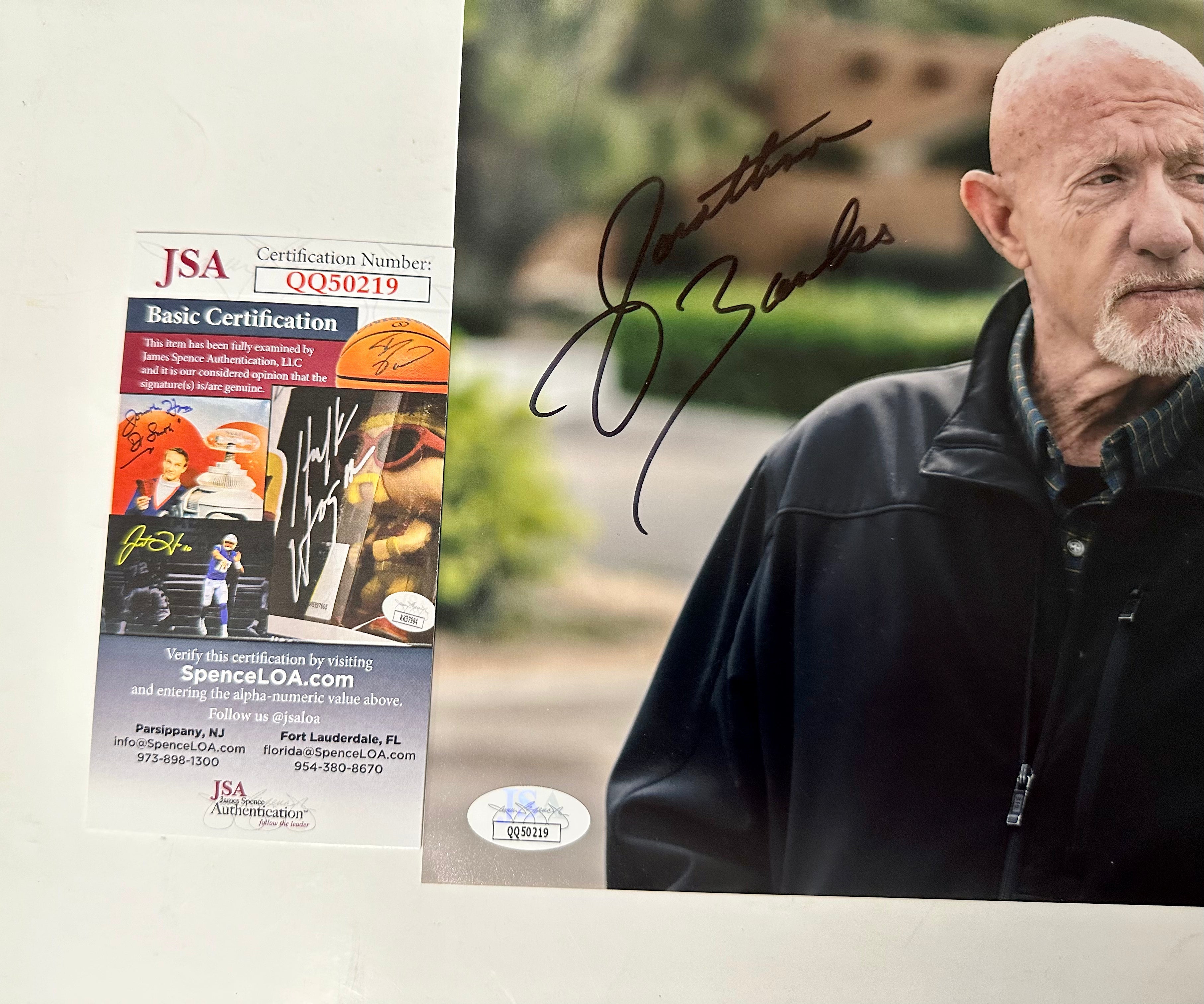Jonathan Banks Signed Breaking Bad / Better Call Saul 8x10 Photo With JSA COA