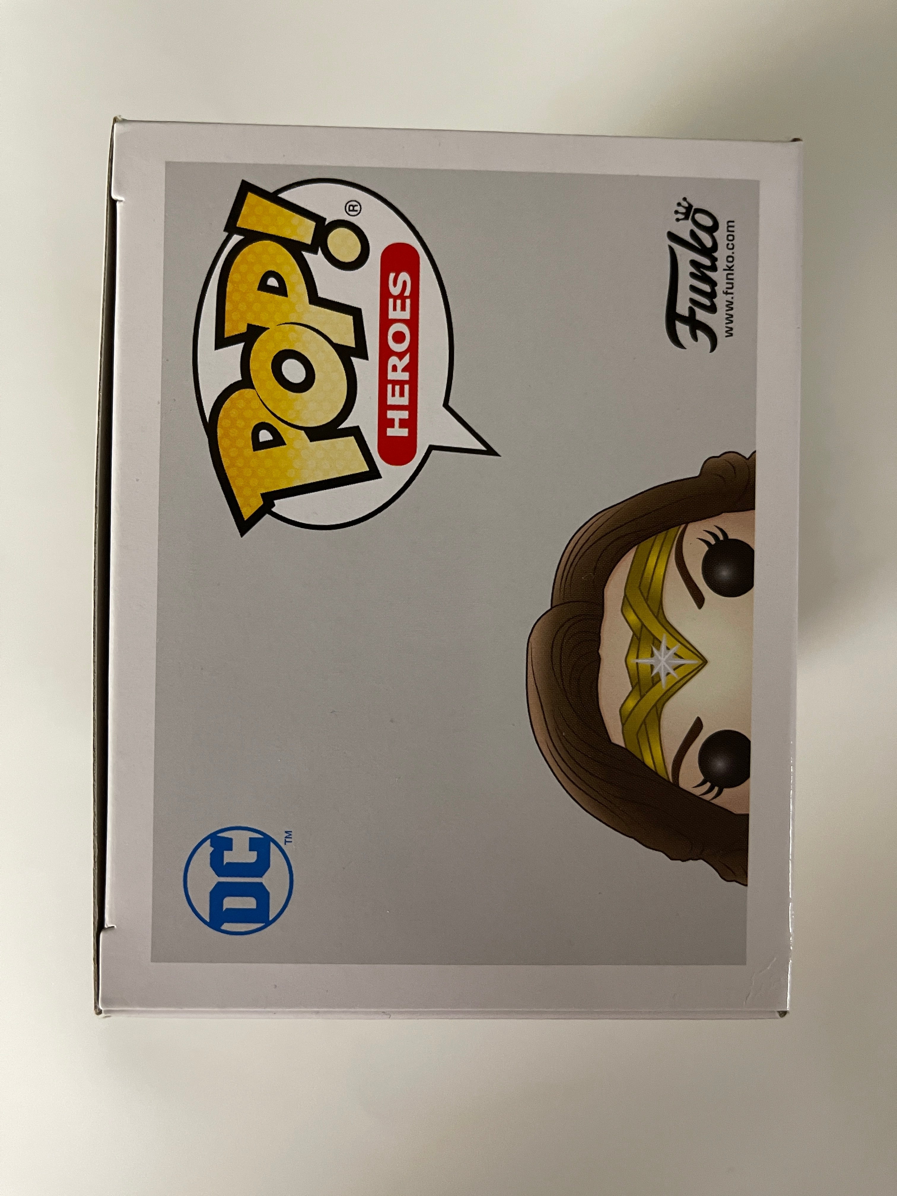 Funko Pop! DC Heroes Wonder Woman Flying #322 WW84 2020